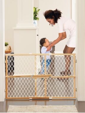 (New) Wide Safety Gate / baby gate/ pet gate / home / up to 42”W